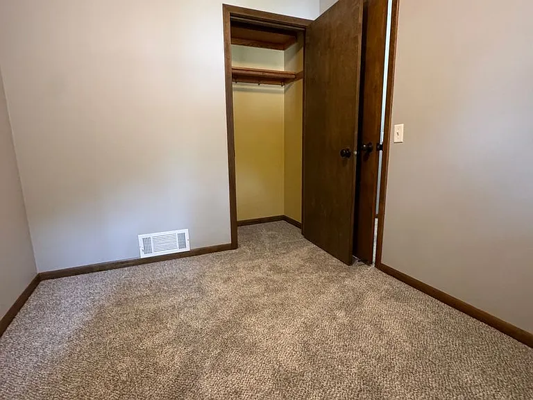 6314 Knox Ave S — Photo 13