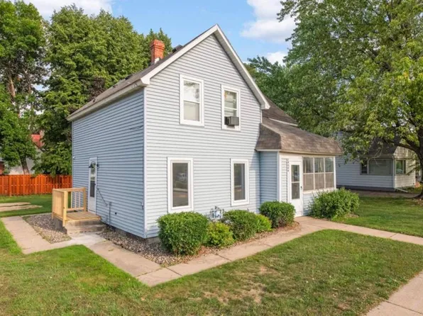 20660 Holyoke Ave #1, Lakeville, MN 55044