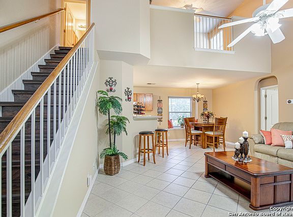 5th image of 7 Coastal Ln