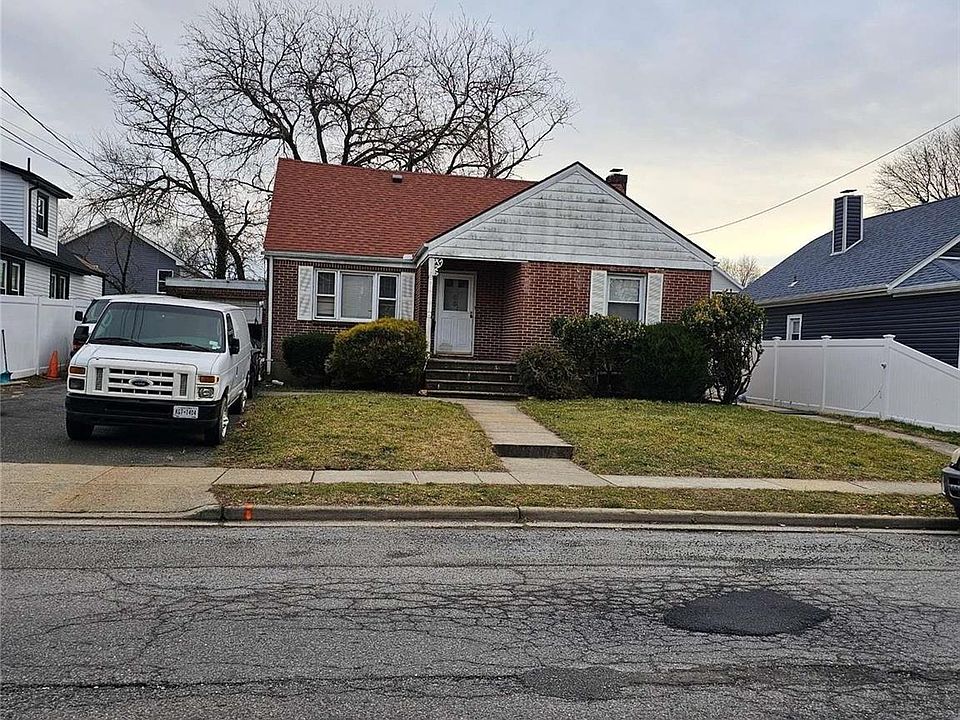 1st image of 66 E Greenwich Avenue