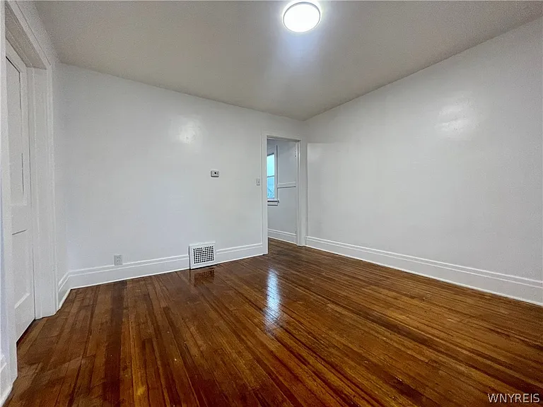 434 23rd St #UPPER — Photo 17