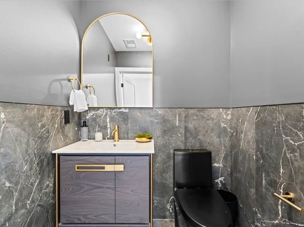 433 Central Avenue image 14 of 36