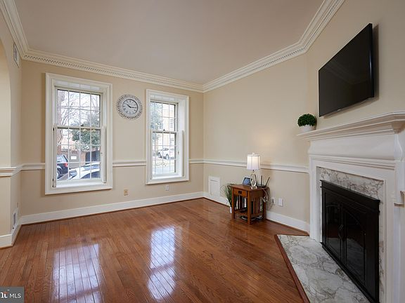 4th image of 426 S Saint Asaph St