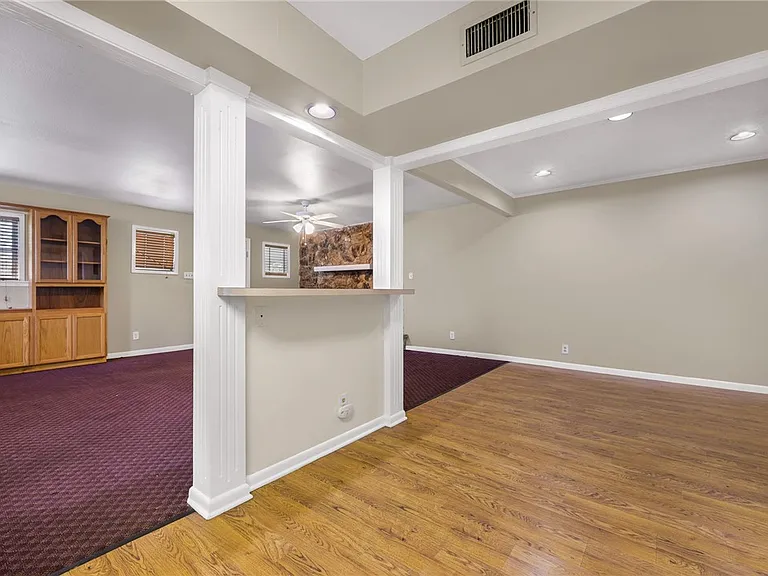 1226 Zarsky Dr — Photo 8