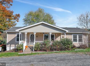 97 College Ave, Berkeley Springs, WV 25411