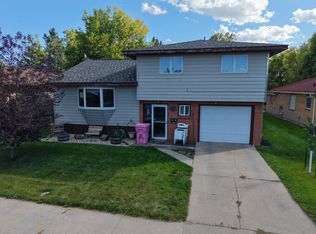 1539 Jackson St, Sidney, NE 69162