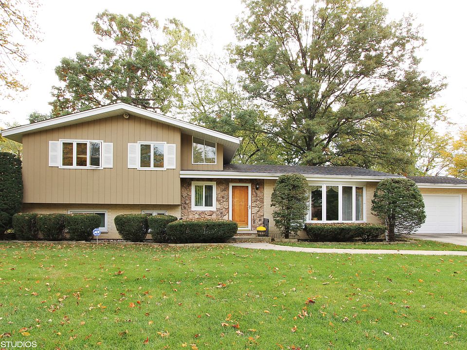 1st image of 263 Sherwood Dr