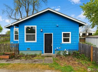 7 Clark Pl, Tacoma, WA 98409