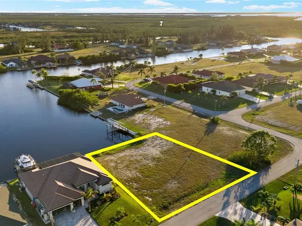 4204 NW 22nd St, Cape Coral, FL 33993