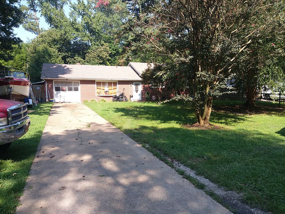 1st image of 458 Menchville Rd S