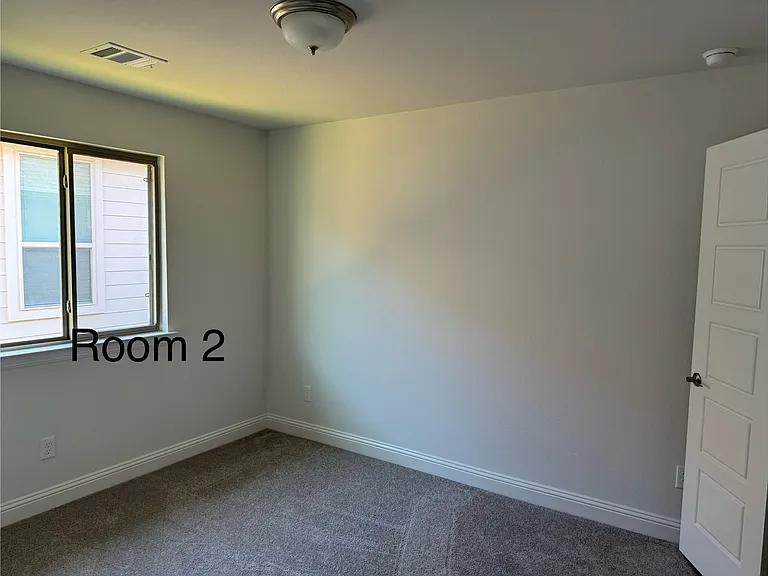 925 King St — Photo 3
