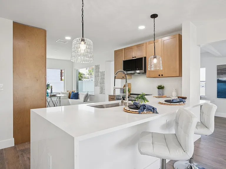 1739 Bayou Grande Blvd NE — Photo 4