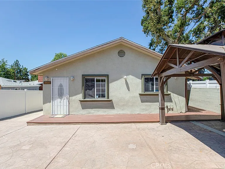 10531 Greenburn Ave — Photo 7
