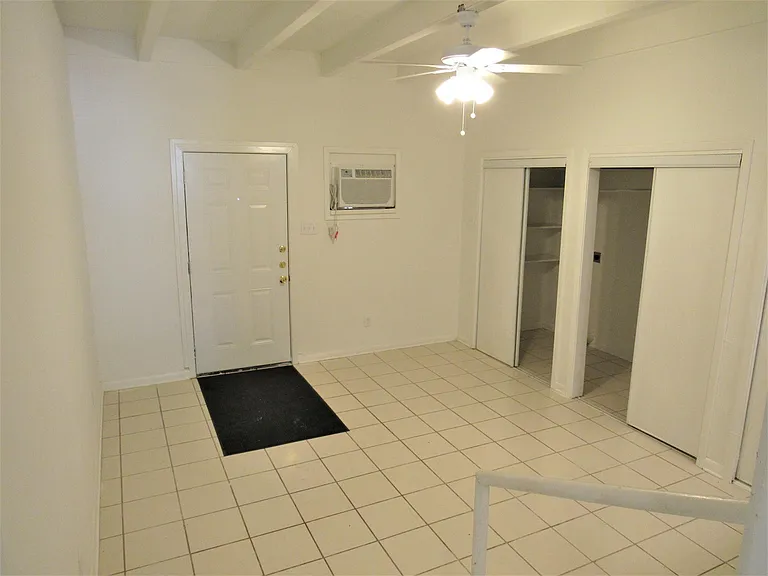 454 Bailey Ave — Photo 8
