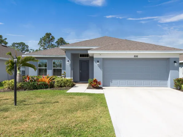 886 NE Whistling Duck Way, Port St Lucie, FL 34983