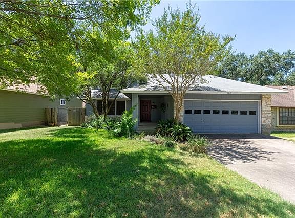 2nd image of 2617 Monarch Dr