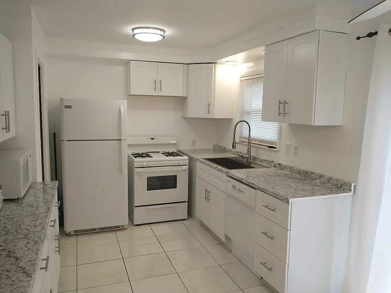 24634 Mabray Ave — Photo 17