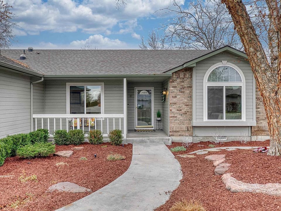 1st image of 1376 N Deer Creek Pl