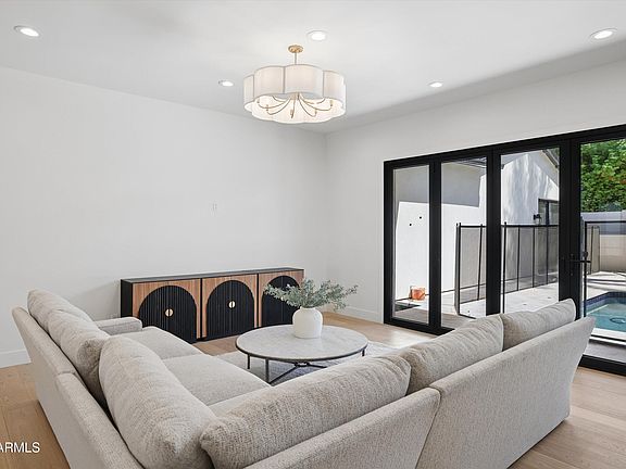 4th image of 4527 N 38TH Street