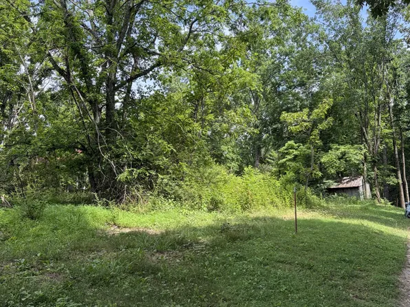 200 Robert Neal Durham Rd, Bethpage, TN 37022