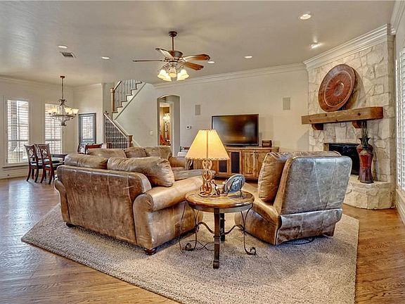 4th image of 8224 Crooked Stick Ln