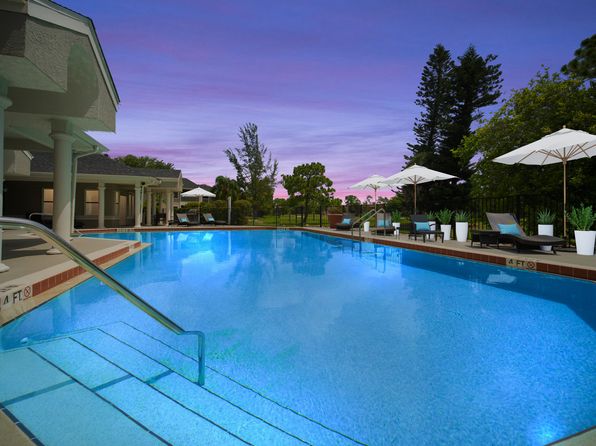 260 Quail Forest Blvd #209