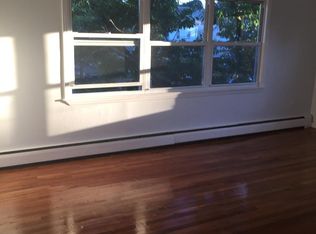 919 125th St FL 2, College Point, NY 11356