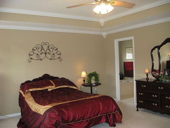 Master with trey ceiling and crown molding