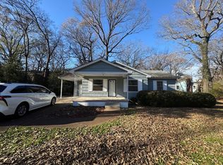 1087 Hickory Ave, Florence, AL 35630