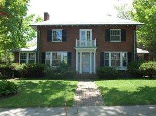 7 Morton St, Wellesley, MA 02482