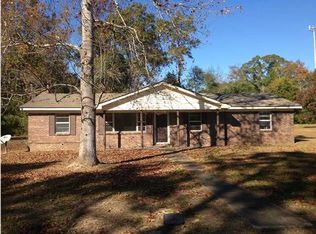608 Jefferson Rd, Camden, AL 36726