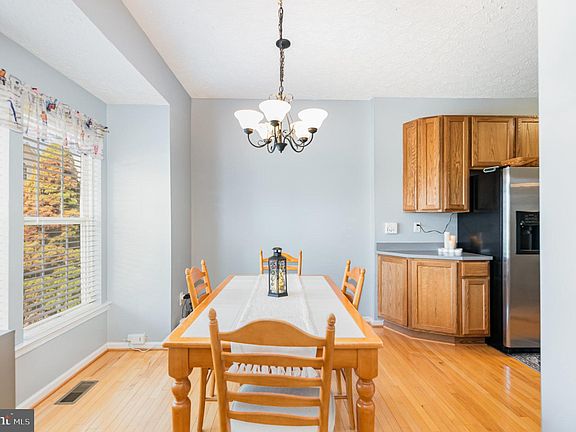 4th image of 5037 Woods Line Dr Unit 19