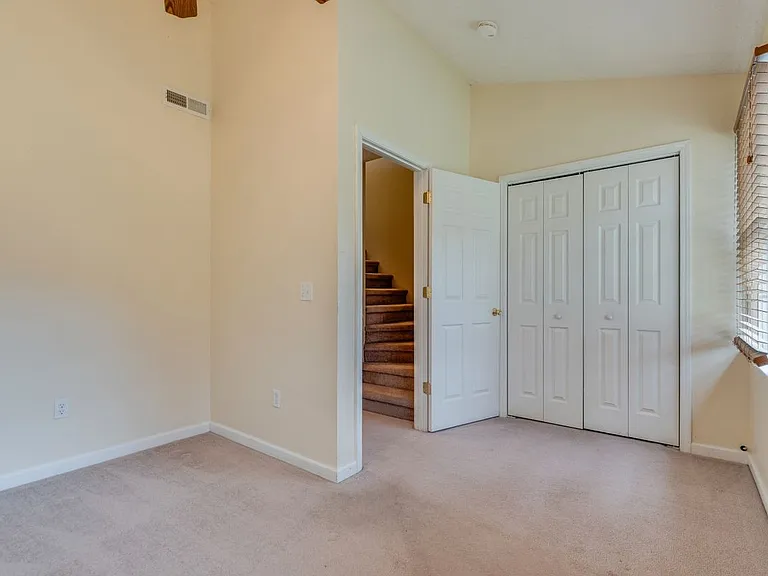 659 Beaverview Dr — Photo 12