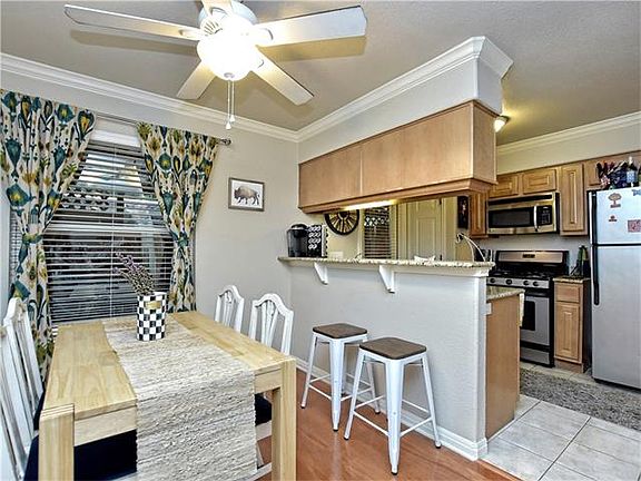 3rd image of 1500 E Side Dr Unit 104-C