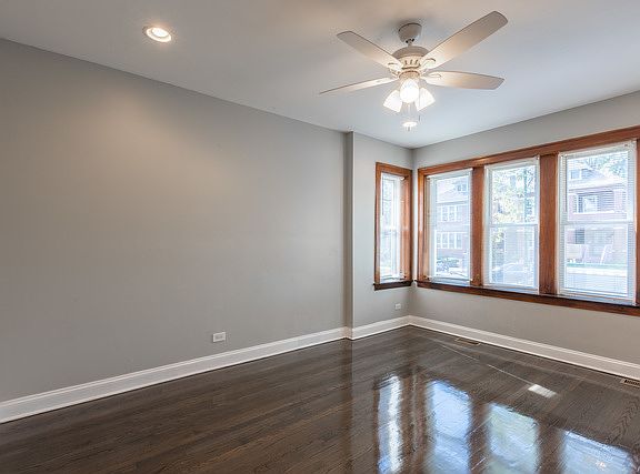 3rd image of 6805 S Talman Ave #1