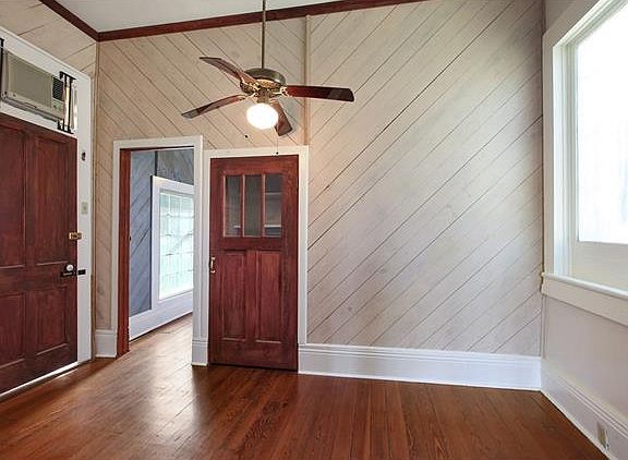 3rd image of 9010 Hayne Blvd
