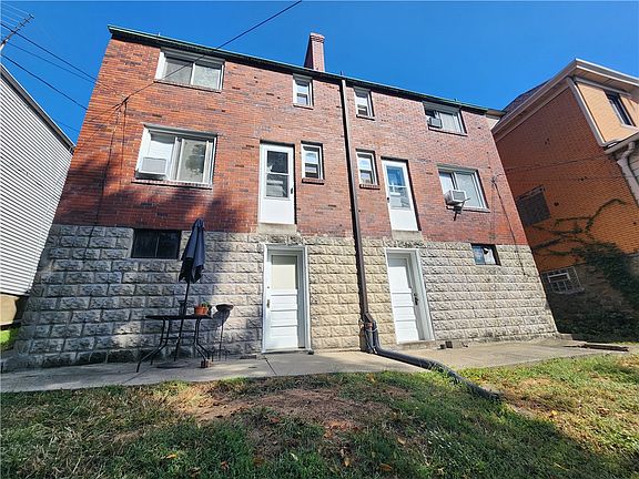 4th image of 244-246 E Meyers St
