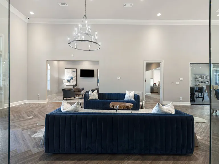 Clubhouse and Leasing Office