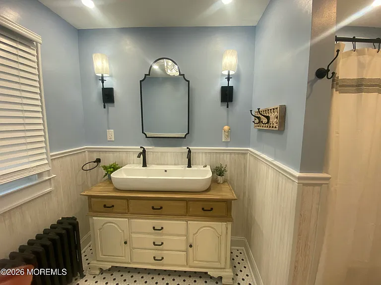 320 Sunset Dr S — Photo 10