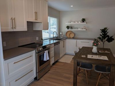 617 Avenue De La Plata, Newbury Park, CA, 91320