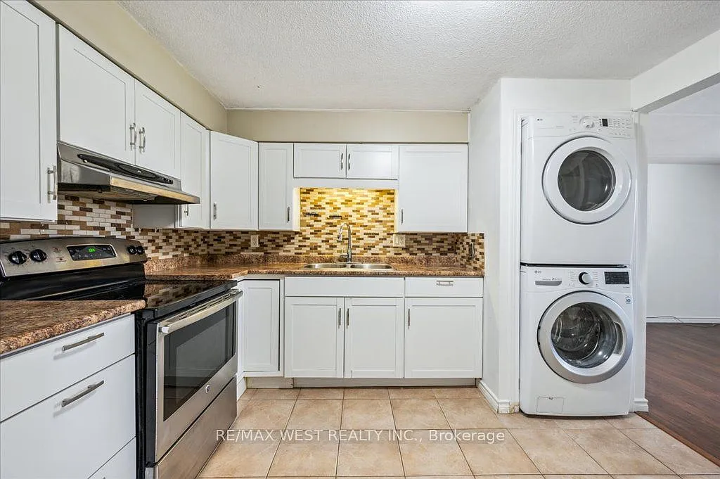 Building Photo - 333 Northlake Dr #1