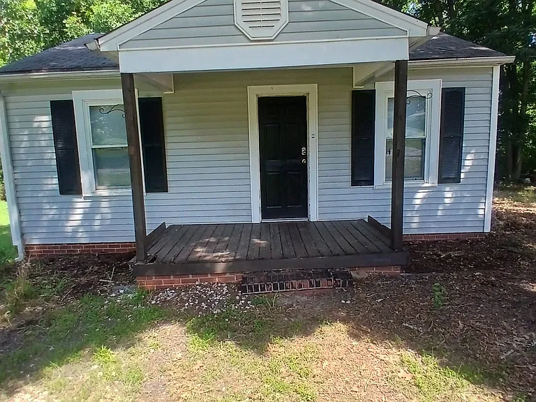 1910 Old Farmer Rd #1910 — Photo 18