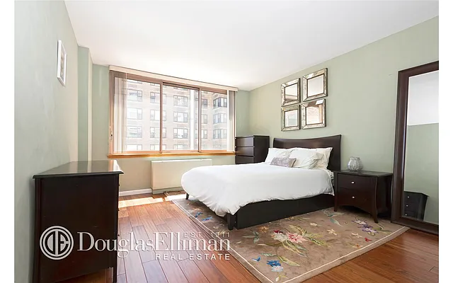 Rented by Douglas Elliman | media 51