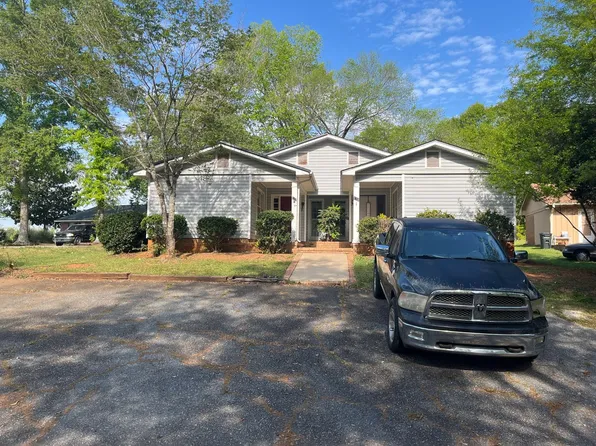 117 Carriage Ln, Pine Mountain, GA 31822