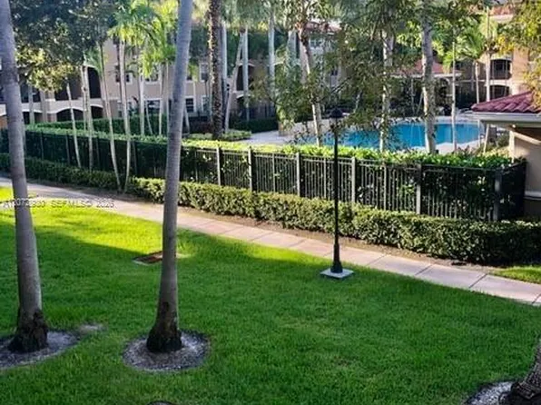 11700 SW 1st St #3206, Hollywood, FL 33025