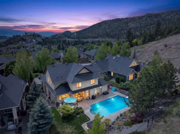 1996 Twin Ridge Ct, Kelowna, BC V1V 2X8