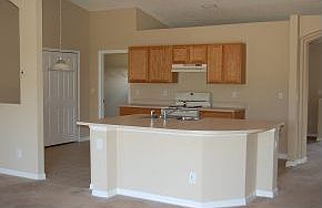 5th image of 2449 Cogan Dr SE