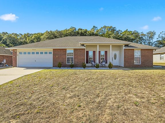 2nd image of 5212 Moore Loop