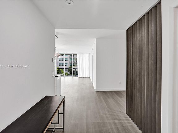 3rd image of 3131 NE 188th St APT 1503