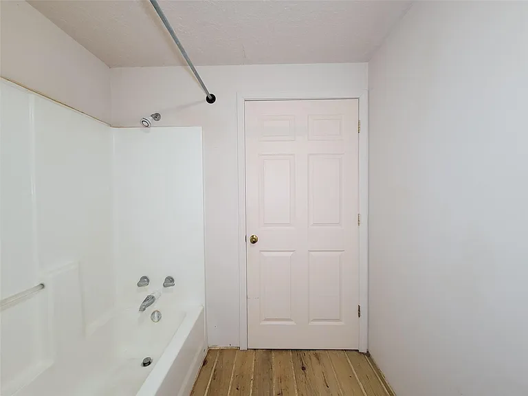 13200 Young Ln — Photo 19